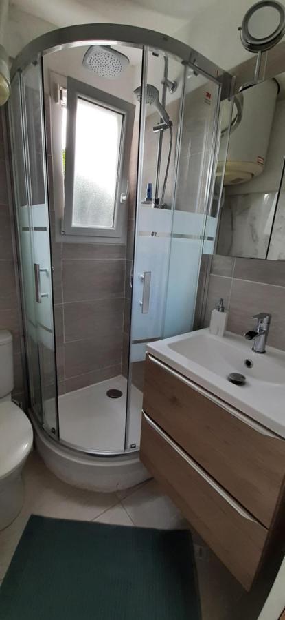 Seduisant Studio Avec Cour Privative La Crau Zewnętrze zdjęcie