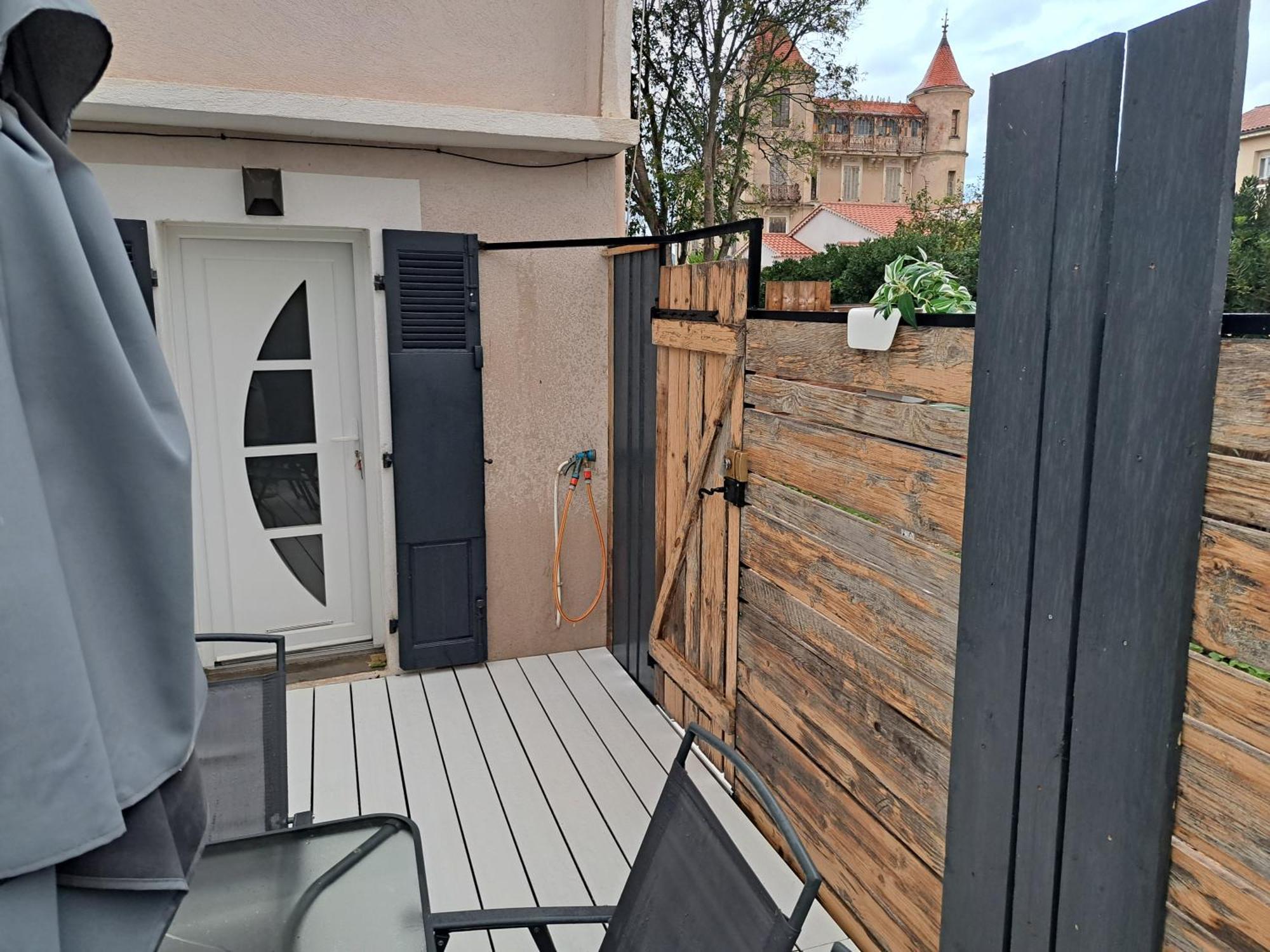 Apartament Seduisant Studio Avec Cour Privative La Crau Zewnętrze zdjęcie