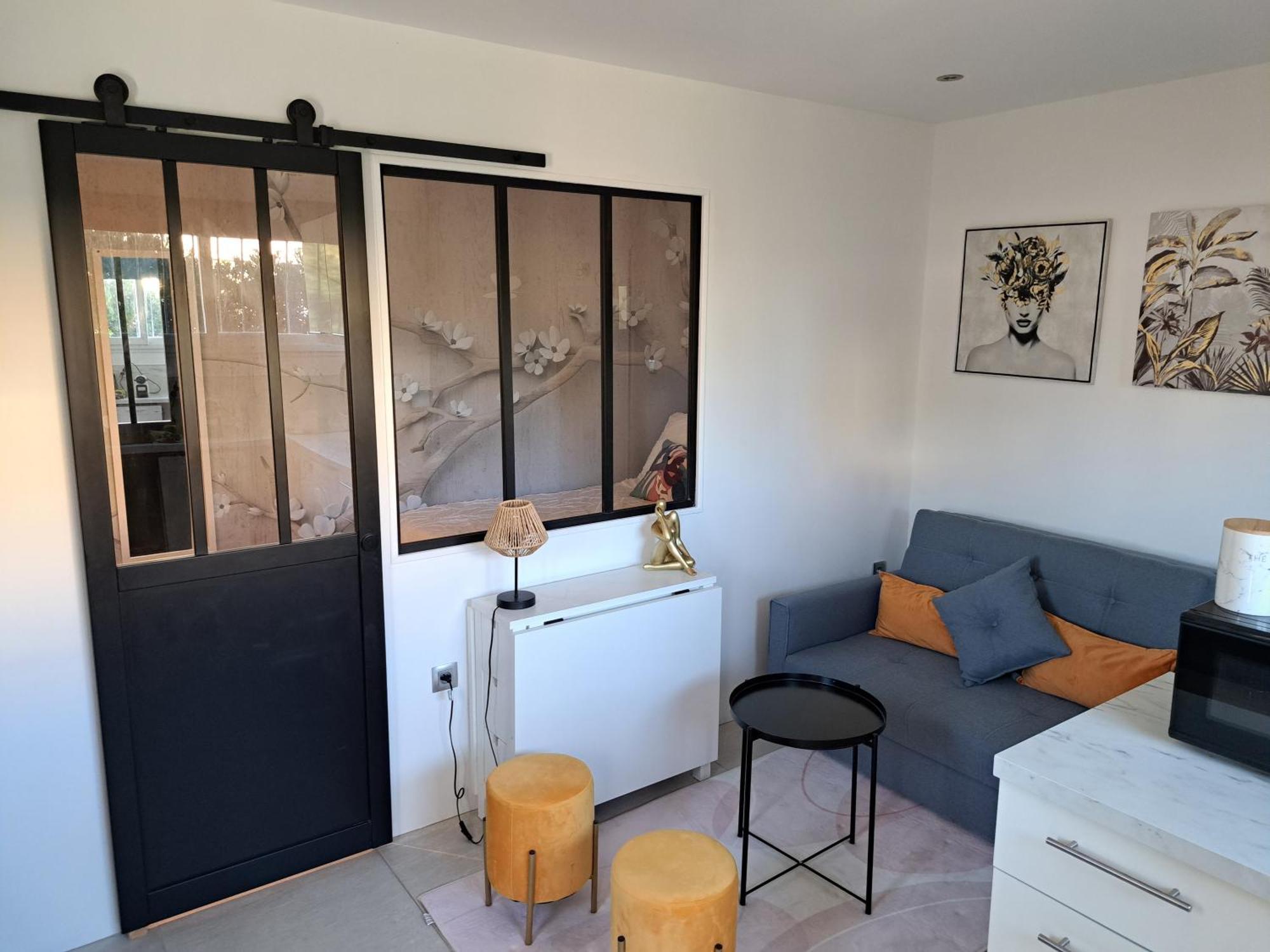Seduisant Studio Avec Cour Privative La Crau Zewnętrze zdjęcie